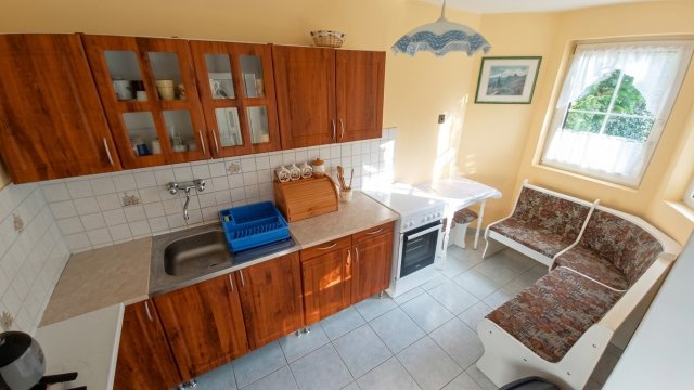 Eladó családi ház, Balatonkenesén 99 M Ft, 4 szobás