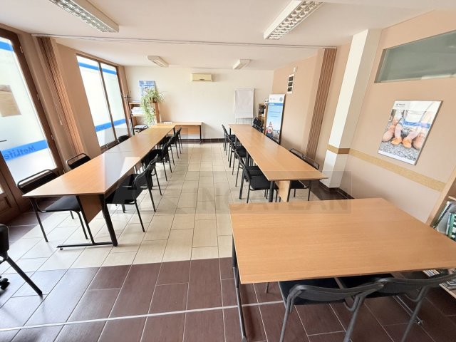 Eladó üzlethelyiség, Szegeden 160 M Ft / költözzbe.hu