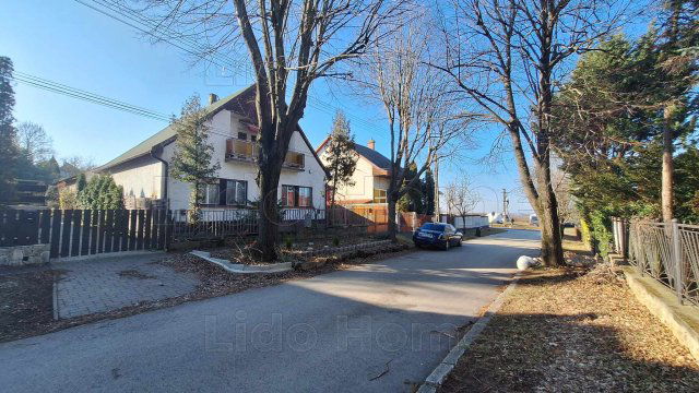 Eladó családi ház, Balatonföldváron 98 M Ft, 5 szobás