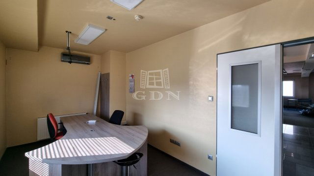 Kiadó ipari ingatlan, Székesfehérvárott 2779 E Ft / hó