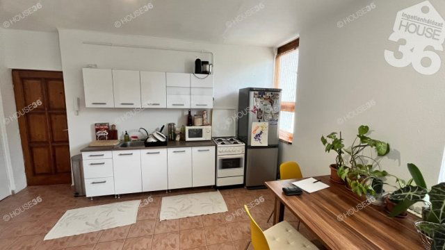 Eladó téglalakás, Kecskeméten 36 M Ft, 1 szobás