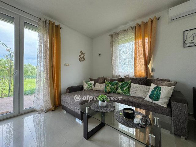 Eladó családi ház, Hövejen 99.06 M Ft / költözzbe.hu