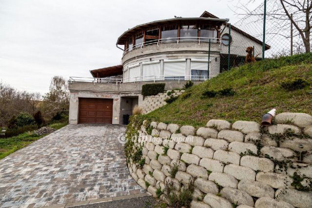 Eladó családi ház, Báron 89.5 M Ft, 4+1 szobás