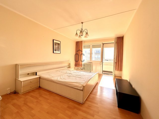 Eladó panellakás, Győrött 54.9 M Ft, 2 szobás