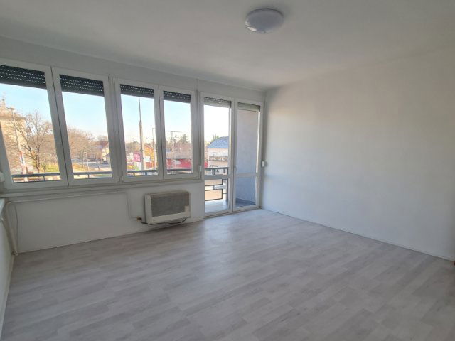 Eladó iroda, Szigetszentmiklóson 69 M Ft / költözzbe.hu