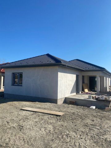 Eladó családi ház, Vámosszabadin 105.9 M Ft, 4 szobás