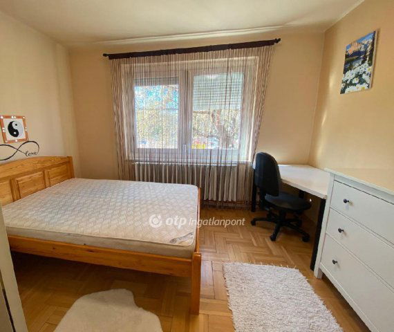 Eladó családi ház, Kerepesen 86.9 M Ft, 5 szobás