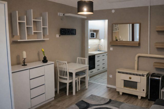 Kiadó téglalakás, albérlet, VII. kerületben, Murányi utcában