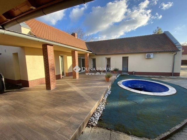 Eladó családi ház, Nagykozáron 160 M Ft, 5 szobás