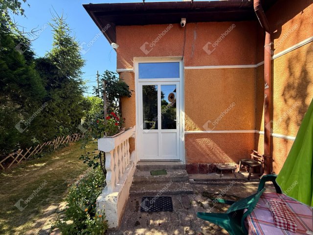 Eladó családi ház, Nagybajomban 39 M Ft, 4 szobás