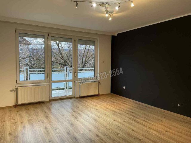 Eladó téglalakás, Sopronban 69.9 M Ft, 3 szobás