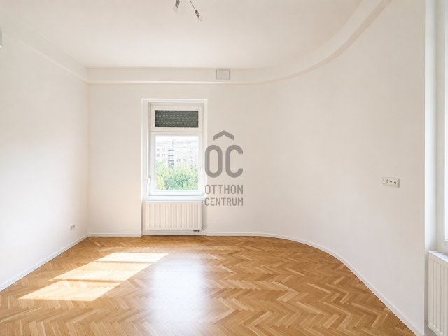 Eladó téglalakás, Budapesten, III. kerületben 158 M Ft, 4 szobás