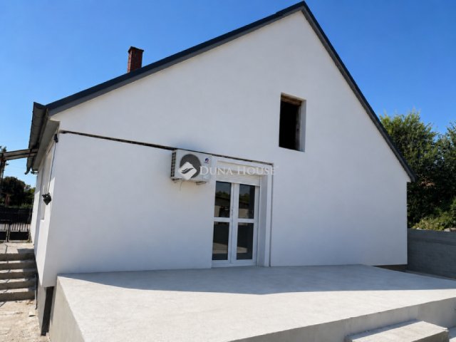Eladó családi ház, Örkényen 54.99 M Ft, 4 szobás