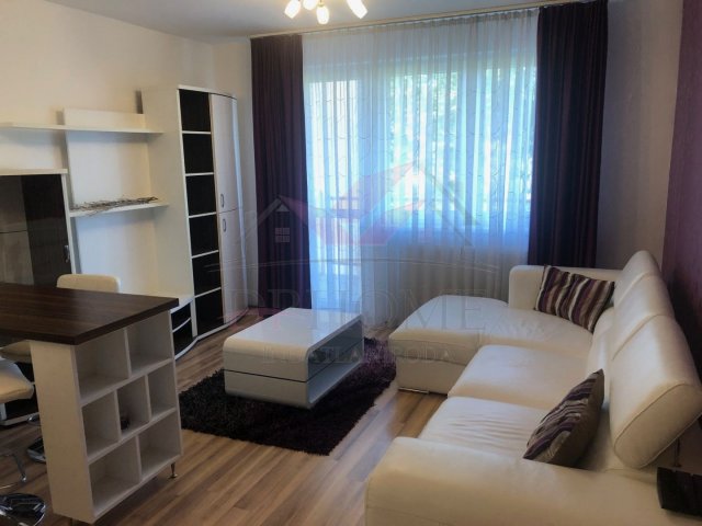 Kiadó téglalakás, albérlet, Debrecenben 300 E Ft / hó, 3 szobás