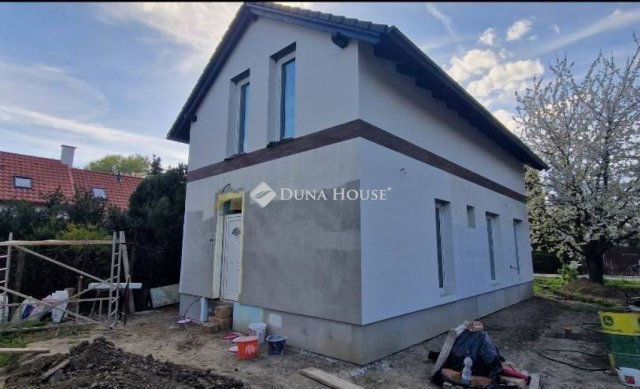 Eladó családi ház, Szegeden, Aranka utcában 102 M Ft, 3+1 szobás