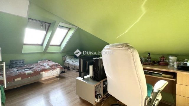 Eladó panellakás, Budapesten, IV. kerületben 99.8 M Ft, 4 szobás