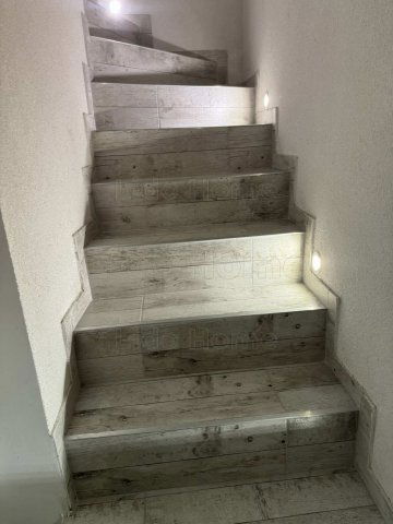 Eladó hotel, Siófokon 128.99 M Ft, 5 szobás