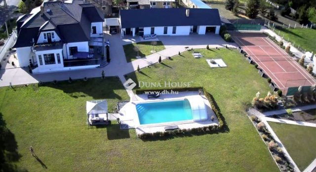 Eladó családi ház, Tápióbicskén 524.625 M Ft, 5 szobás