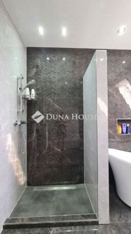 Eladó családi ház, Érden 199.5 M Ft, 3 szobás