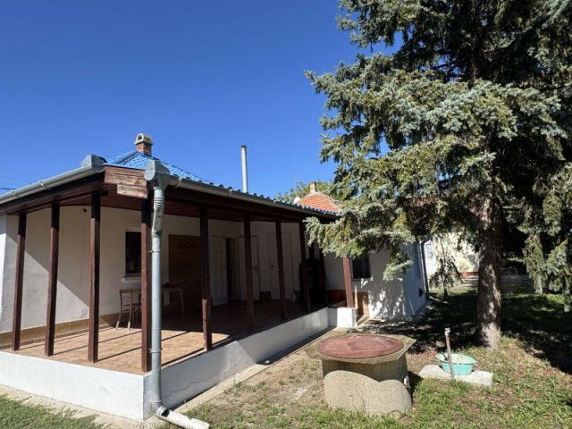 Eladó családi ház, Majosházán 49.9 M Ft, 3 szobás