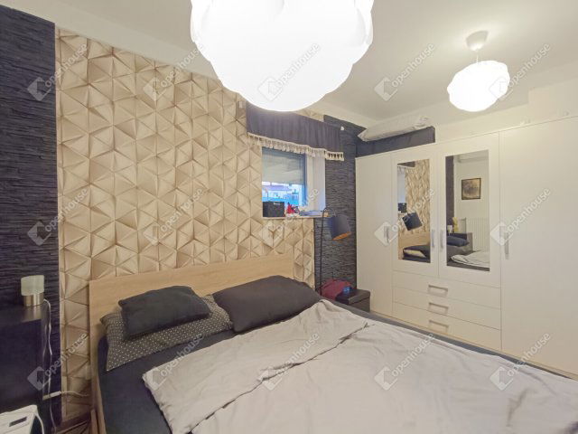 Eladó téglalakás, Sopronban 74.9 M Ft, 2 szobás