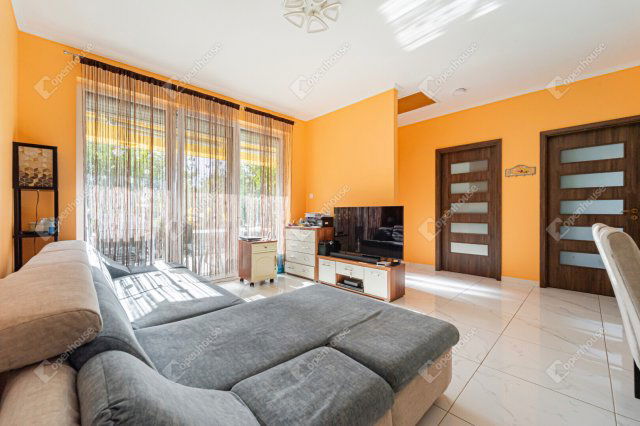 Eladó téglalakás, Monoron 89.49 M Ft, 4 szobás