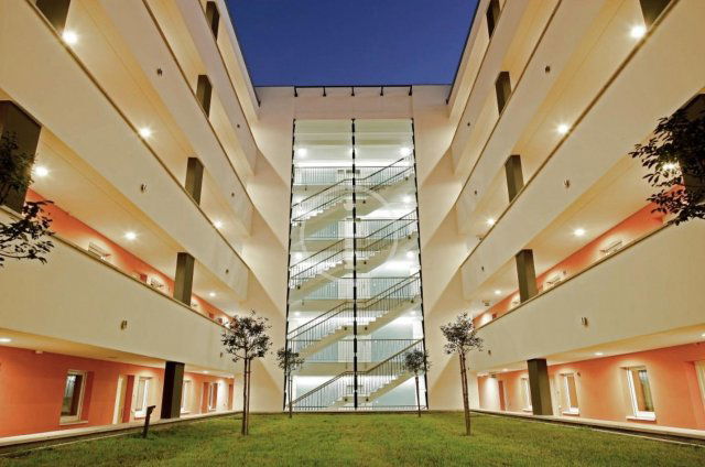 Eladó téglalakás, Budapesten, VIII. kerületben, Futó utcában