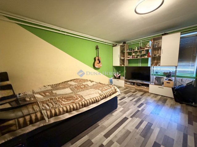Eladó családi ház, Ivánon 39.9 M Ft, 3 szobás