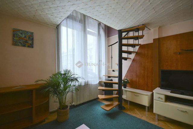 Kiadó téglalakás, albérlet, V. kerületben, Duna utcában