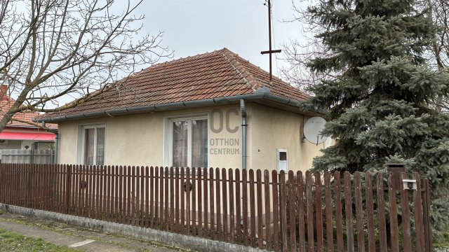 Eladó családi ház, Komádiban 13.9 M Ft, 3 szobás