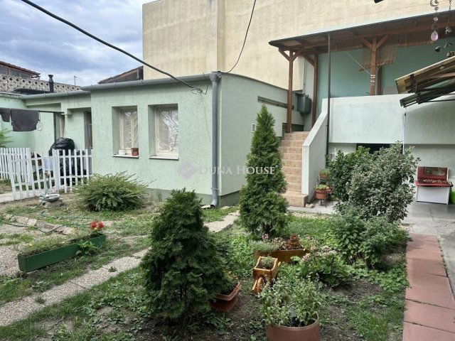 Eladó téglalakás, Budapesten, XX. kerületben 75 M Ft, 2 szobás