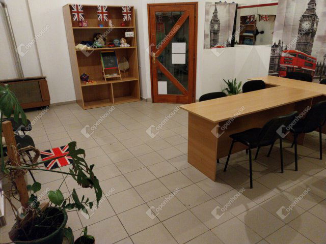 Eladó üzlethelyiség, Szombathelyen 44 M Ft, 1 szobás