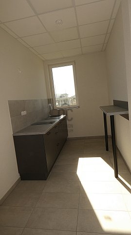Kiadó ipari ingatlan, Debrecenben 3195 E Ft / hó