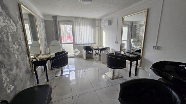 Eladó panellakás, Miskolcon 38 M Ft, 2 szobás