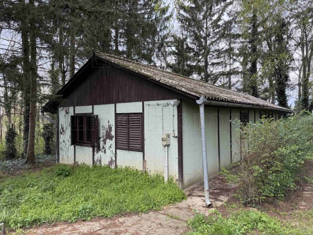 Eladó családi ház, Kadarkúton 11.9 M Ft, 4 szobás