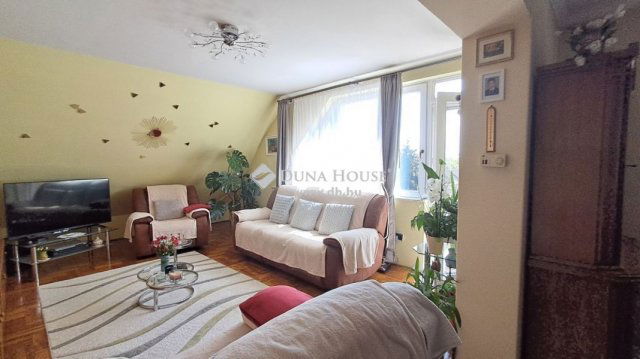Eladó téglalakás, Debrecenben 88.8 M Ft, 5 szobás