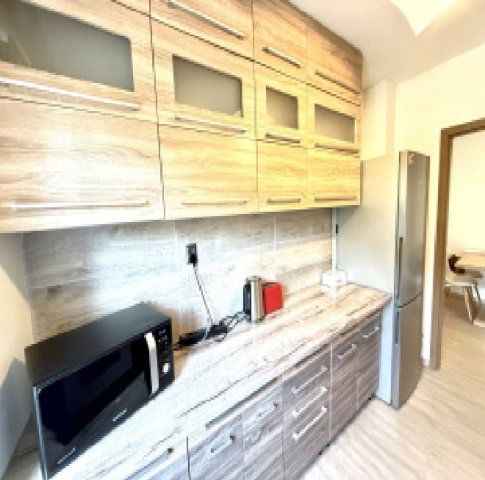 Eladó panellakás, Dunakeszin 95 M Ft, 3 szobás