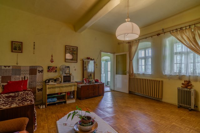 Eladó családi ház, Csávolyon 15.3 M Ft, 3 szobás