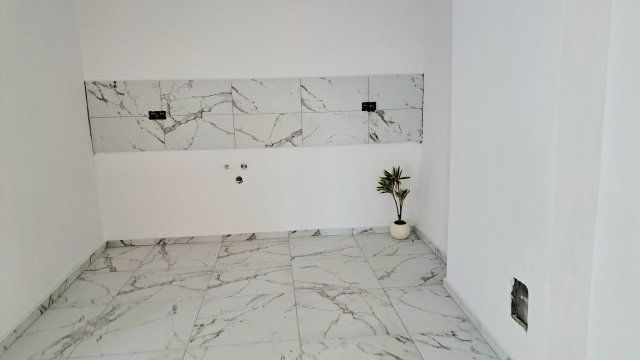 Eladó családi ház, Sárkeresztúron 20 M Ft, 3 szobás