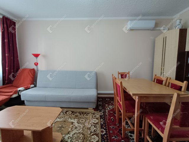 Eladó panellakás, Sopronban 53.5 M Ft, 3 szobás