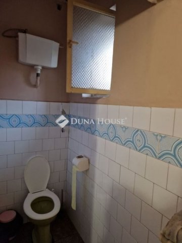 Eladó családi ház, Monoron 47.99 M Ft, 2 szobás