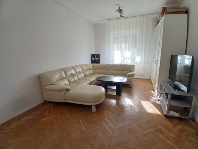 Kiadó téglalakás, albérlet, Debrecenben, Dobozi utcában
