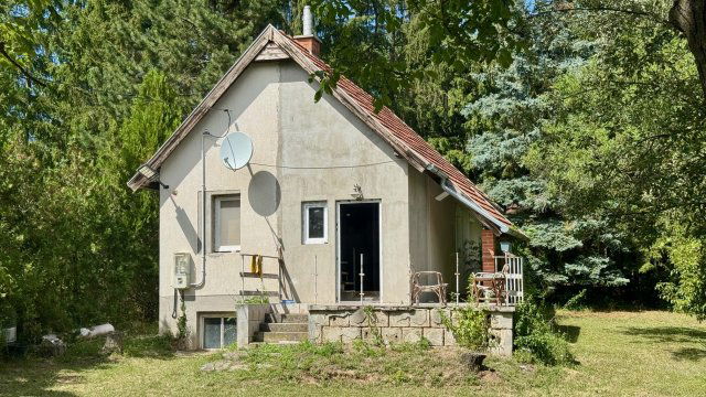 Eladó nyaraló, Fehérvárcsurgón 22.5 M Ft, 2 szobás