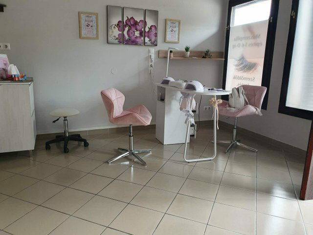 Kiadó üzlethelyiség, Csornán 60 E Ft / hó, 1 szobás