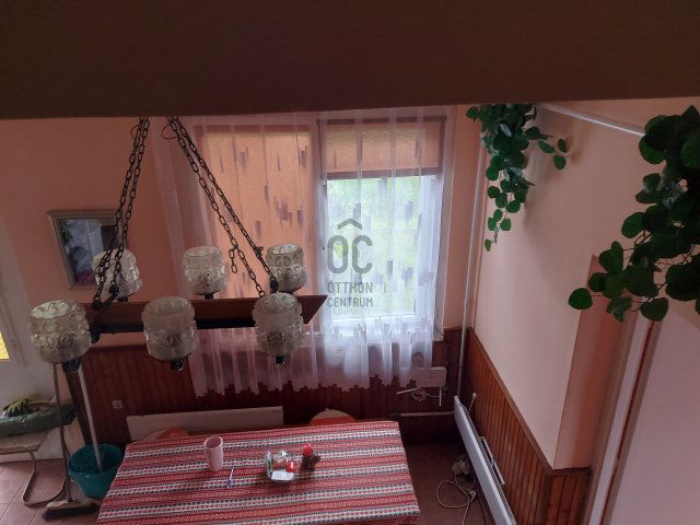 Eladó nyaraló, Balatonlelleén 73.9 M Ft, 4 szobás