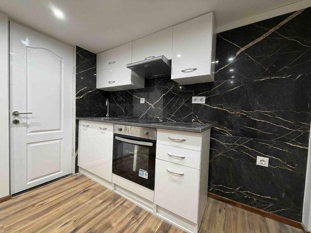 Eladó téglalakás, Budapesten, VII. kerületben, Dembinszky utcában