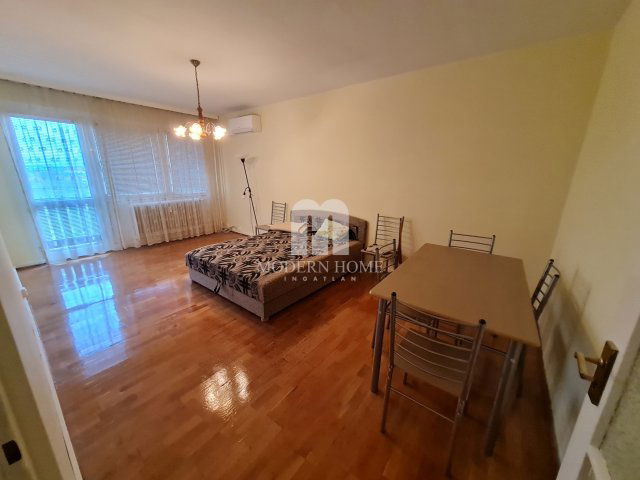 Kiadó panellakás, albérlet, Székesfehérvárott 180 E Ft / hó