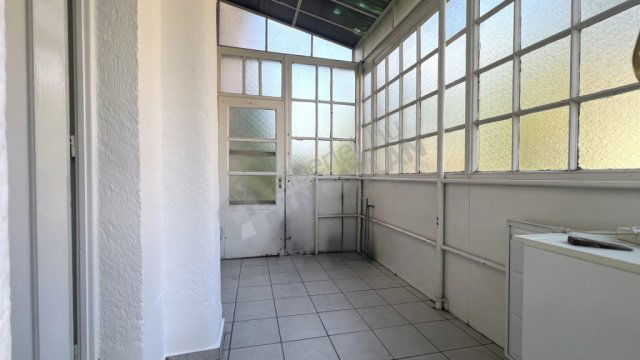 Kiadó ikerház, albérlet, XV. kerületben, Károlyi Sándor úton