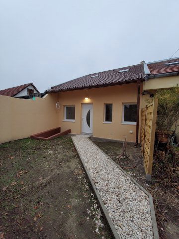 Eladó családi ház, Budapesten, III. kerületben 69.9 M Ft