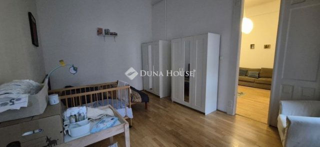 Eladó téglalakás, Budapesten, VII. kerületben 79 M Ft, 2 szobás